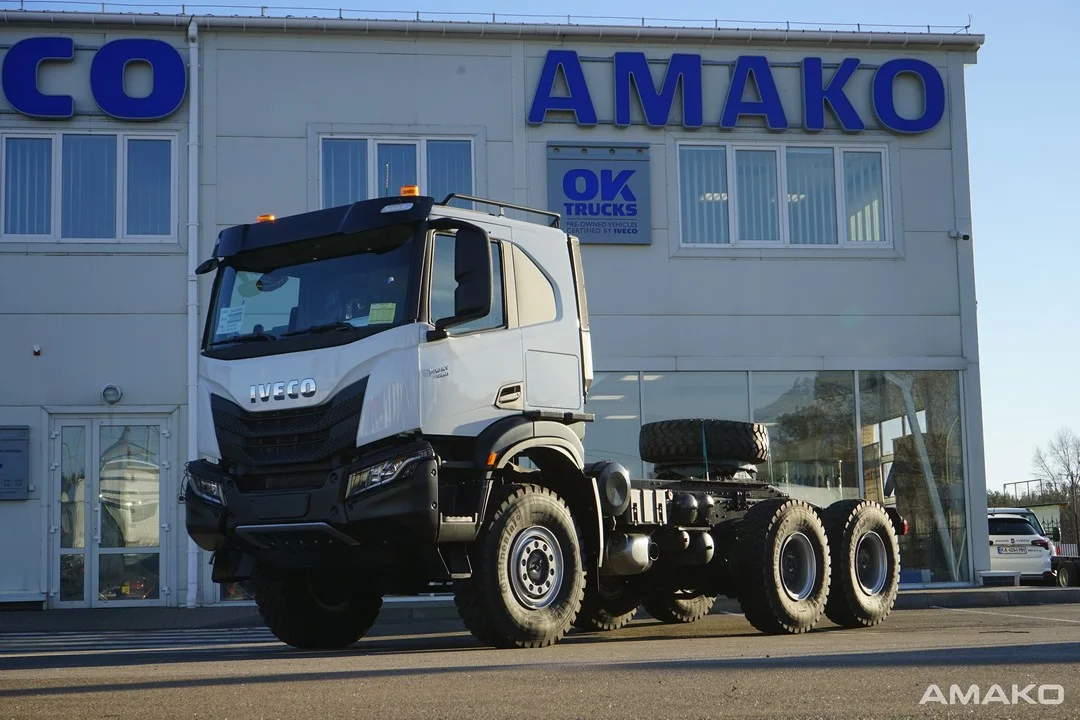 IVECO T-WAY AT720T48WT H (Тягач сідловий 6х6, Е5)